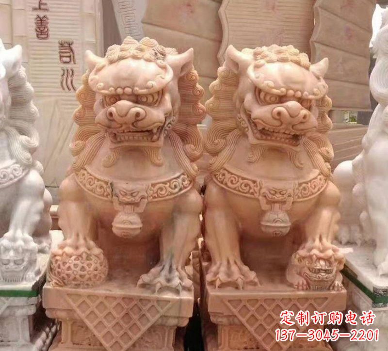 宁夏晚霞红石雕狮子
