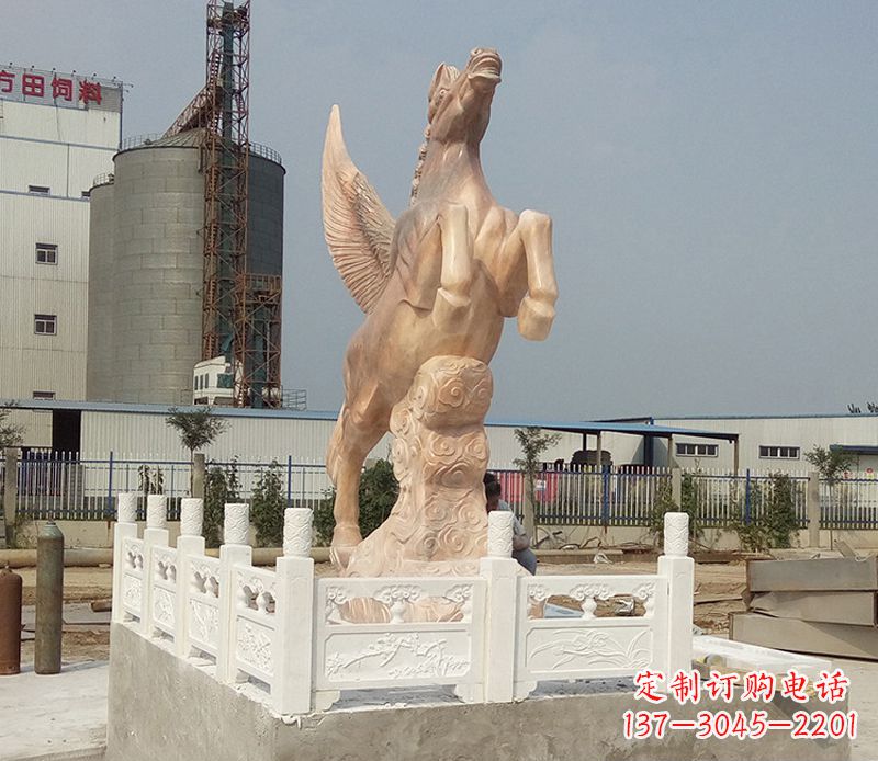 宁夏晚霞红祥云飞马企业景观石雕