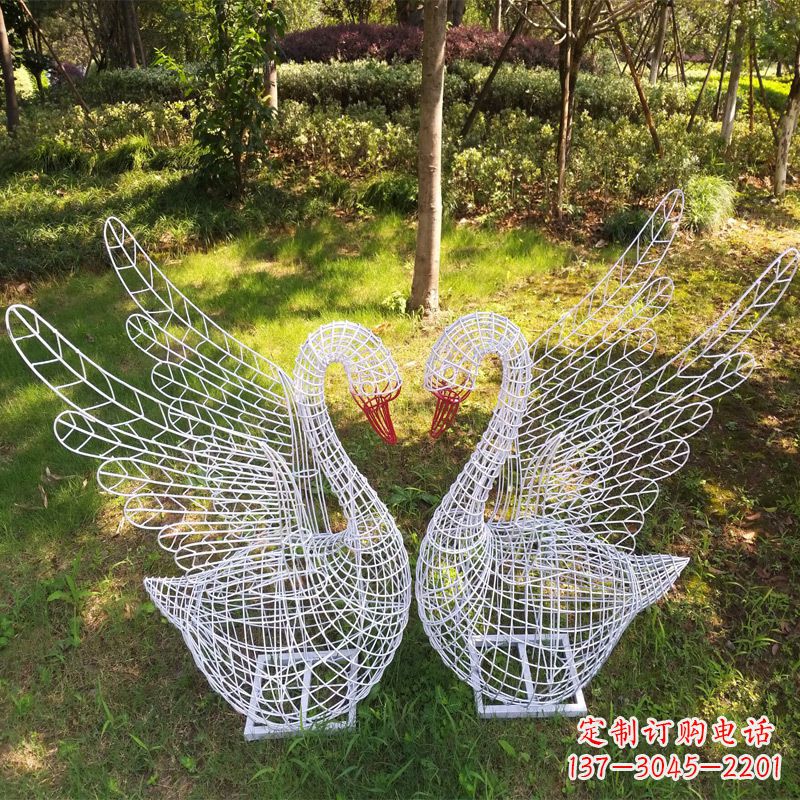 宁夏展翅天鹅公园绿地铁艺动物摆件