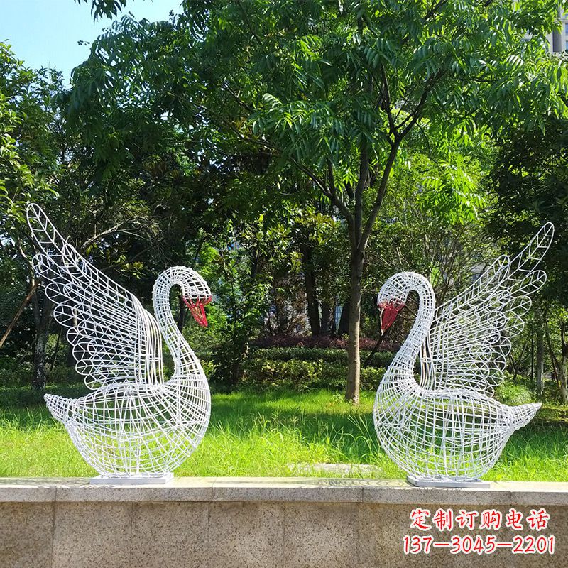 宁夏展翅天鹅网格雕塑-上色款