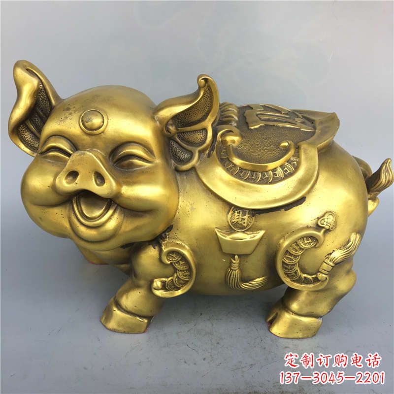 宁夏招财卡通猪铜雕-企业商场美陈动物生肖风水雕塑摆件