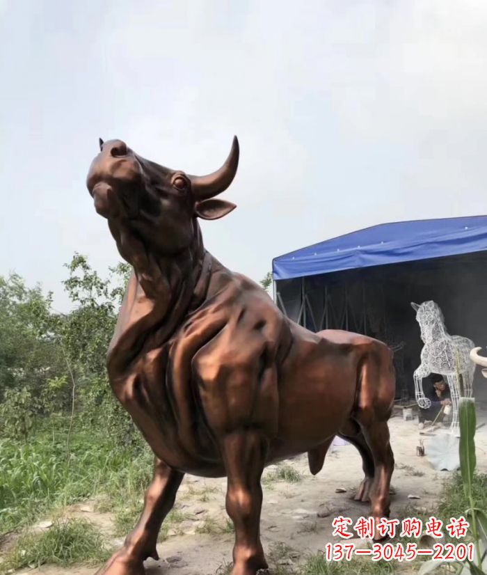 宁夏紫铜牛动物雕塑